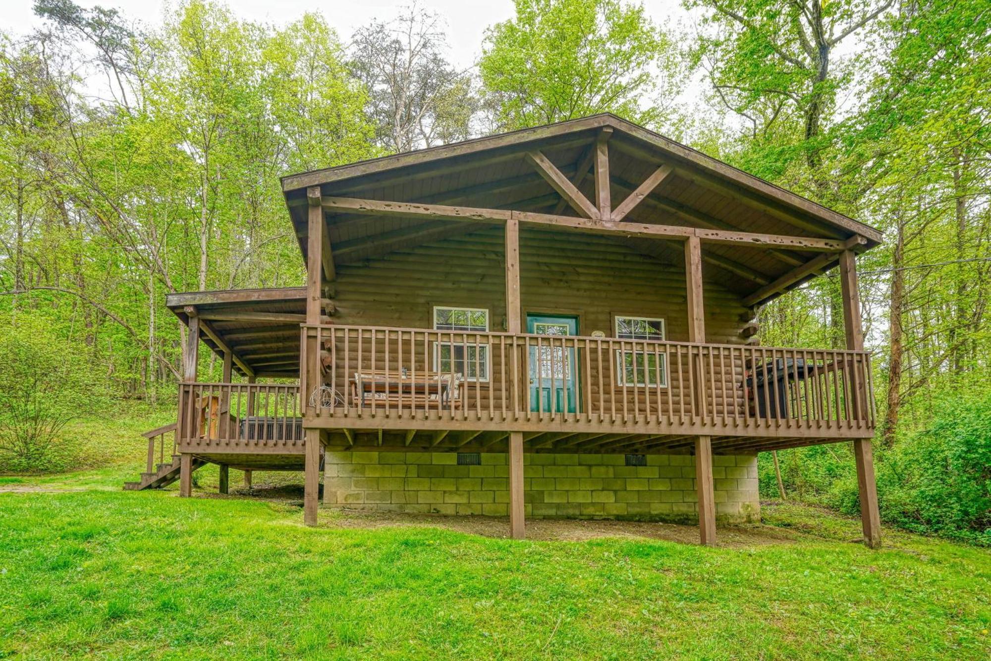 Blue Rose Cabins - Rosebud Cabin โลแกน ภายนอก รูปภาพ